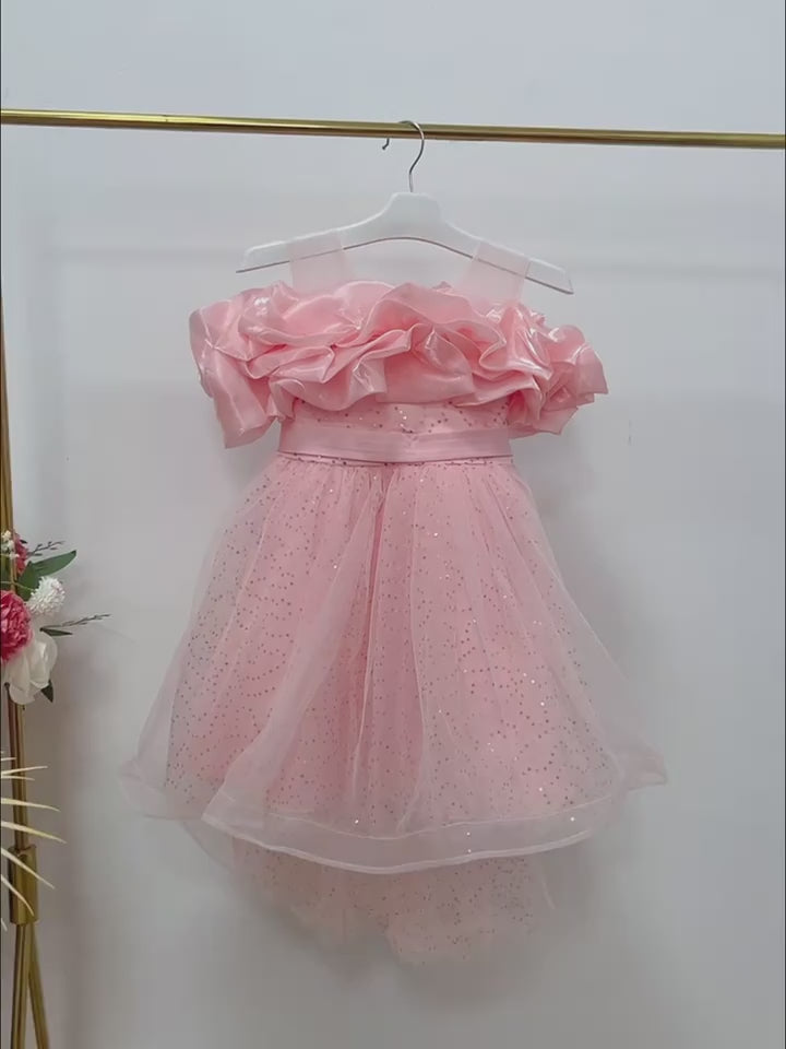 Robe princesse en tulle rose avec corsage à volants  | Princessdz